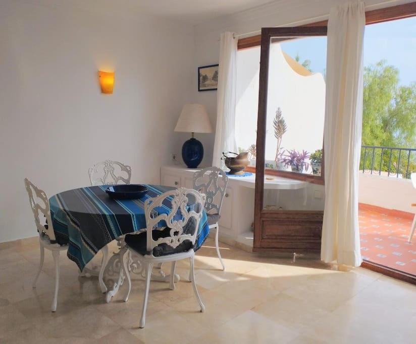 Beautiful 2 Bedroom In Calle Carabeo, Nerja Bagian luar foto