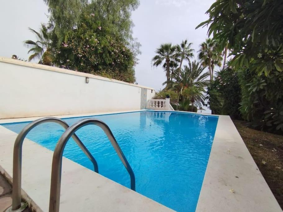 Beautiful 2 Bedroom In Calle Carabeo, Nerja Bagian luar foto